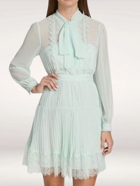 NEW SELF-PORTRAIT Pale Green Chiffon Mini Dress Lace Pleated Cocktail Prom Sz 0